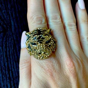 Gold Tiger Rinestone Ring Size 5